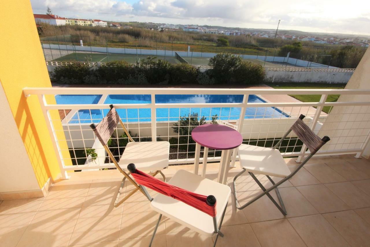 Surf House Baleal Bed & Breakfast Exterior foto