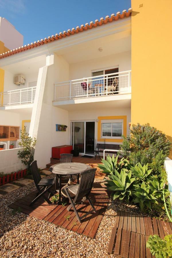 Surf House Baleal Bed & Breakfast Exterior foto